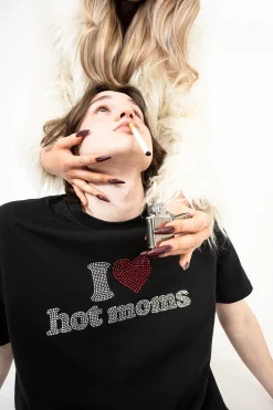 Best Koszulka I <3 Hot Moms T-shirty